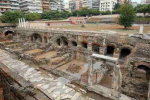 Η Θεσσαλονίκη ιδρύθηκε από τον Κάσσανδρο, περί το 316π.Χ.  και γρήγορα εξελίχθηκε σε σημαντικό εμπορικό κέντρο.