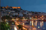 Πανέμορφη πόλη με πολλά αξιοθέατα όπως το Καστρο και η παλιά πόλη και το Δημαρχείο. Έχει πολλές και όμορφες παραλίες.